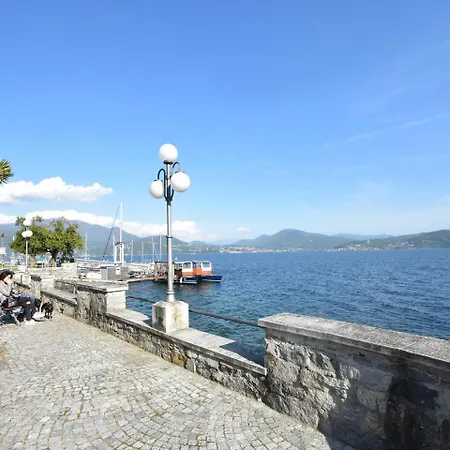 Apartment Appartamento In Centro Storico A Cannero Riviera *