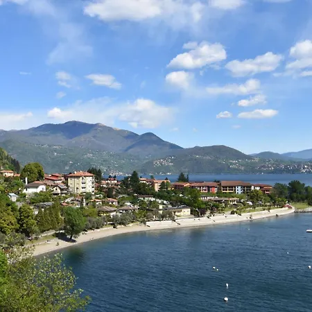 Appartamento In Centro Storico A Cannero Riviera Apartment